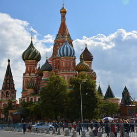    / St. Basil Cathedral